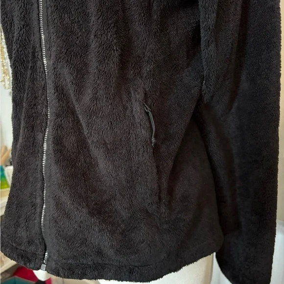 The North Face Black Teddy Jacket - Picture 6 of 15